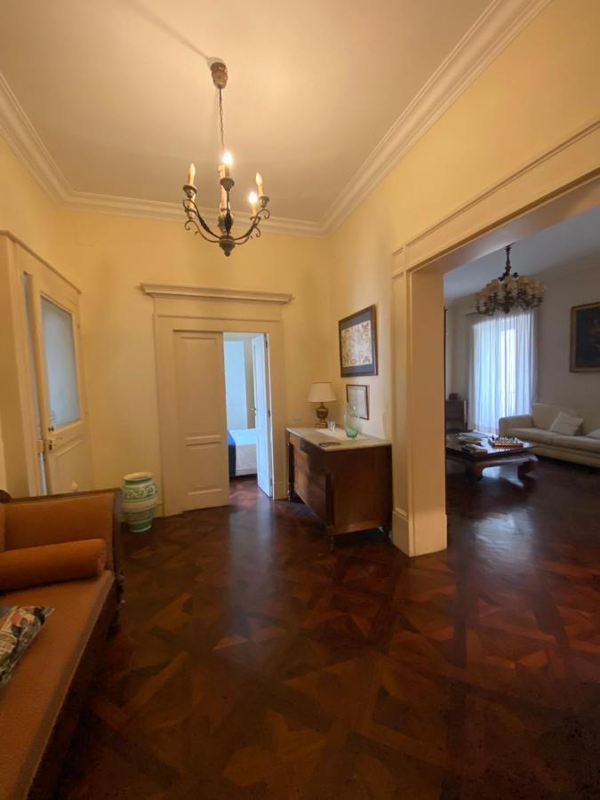 נאפולי Royal Apartment In San Domenico Maggiore מראה חיצוני תמונה